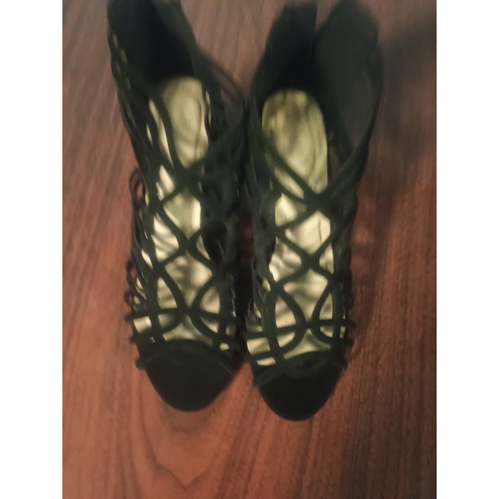 Women's Black Sandals Size 8